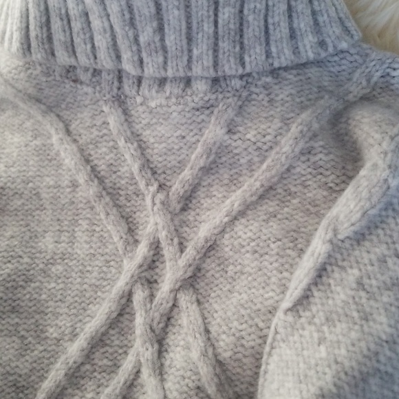▪️NWOT Michael Kors Sweater - Picture 9 of 9
